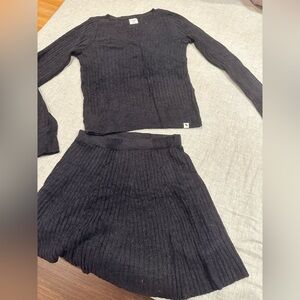 Abercrombie Fitch Knit Girl Festive Skirt (size 11/12) & Top (Size 13/14)
